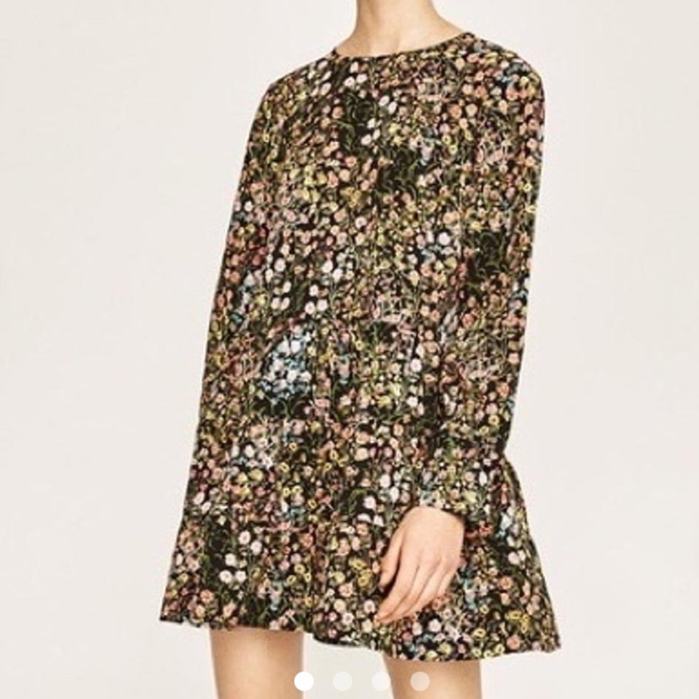 Zara Basic Playful‎ Multicolor Floral Long Sleeve Romper